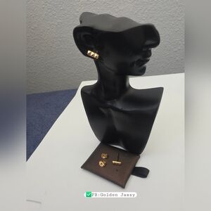 18K Real Gold Pin Stud